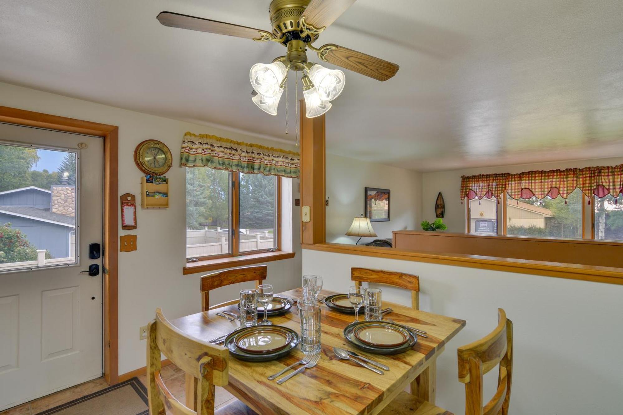 Ranch-Style Retreat In Downtown Buena Vista! Villa Bagian luar foto
