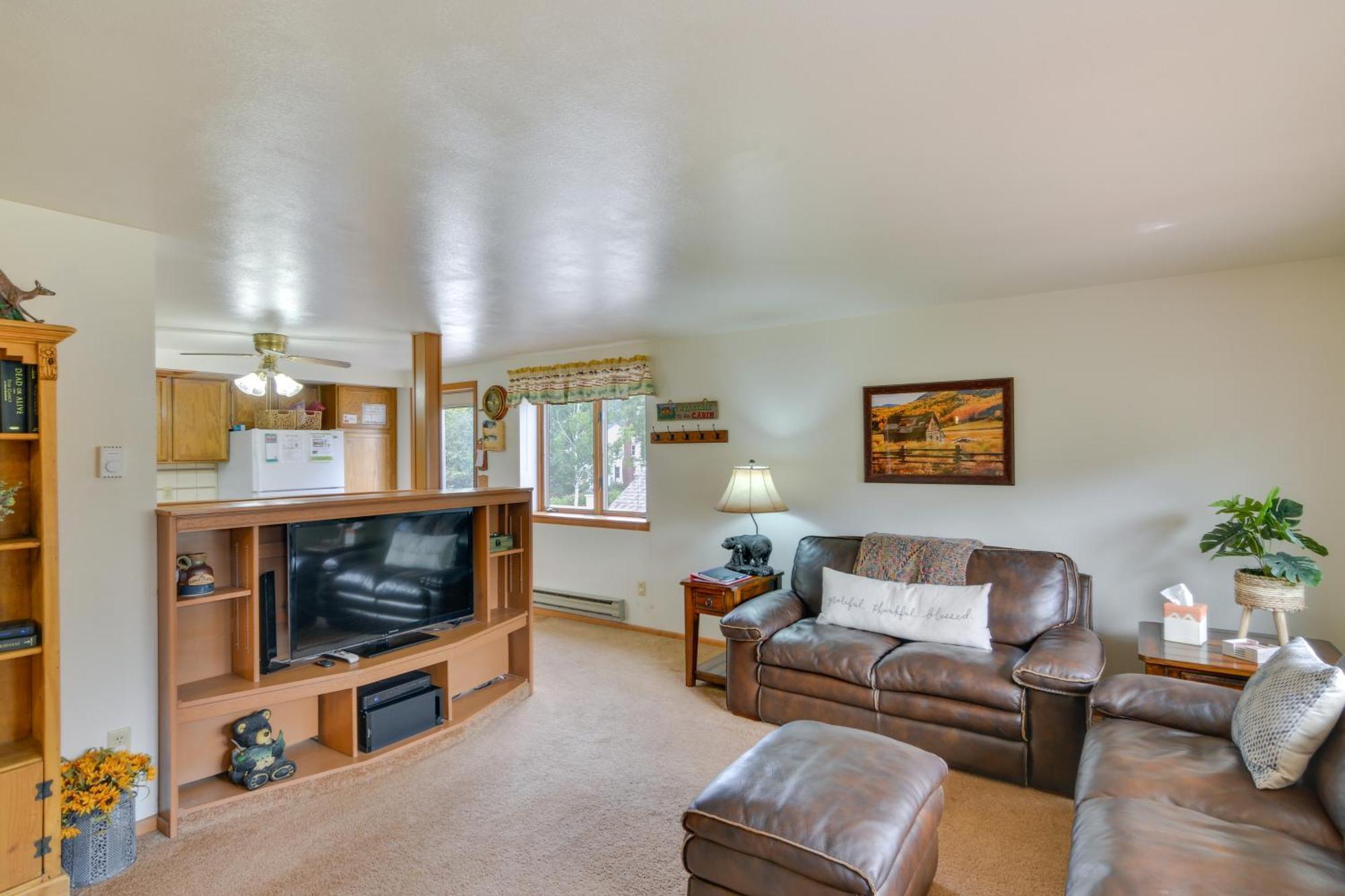 Ranch-Style Retreat In Downtown Buena Vista! Villa Bagian luar foto