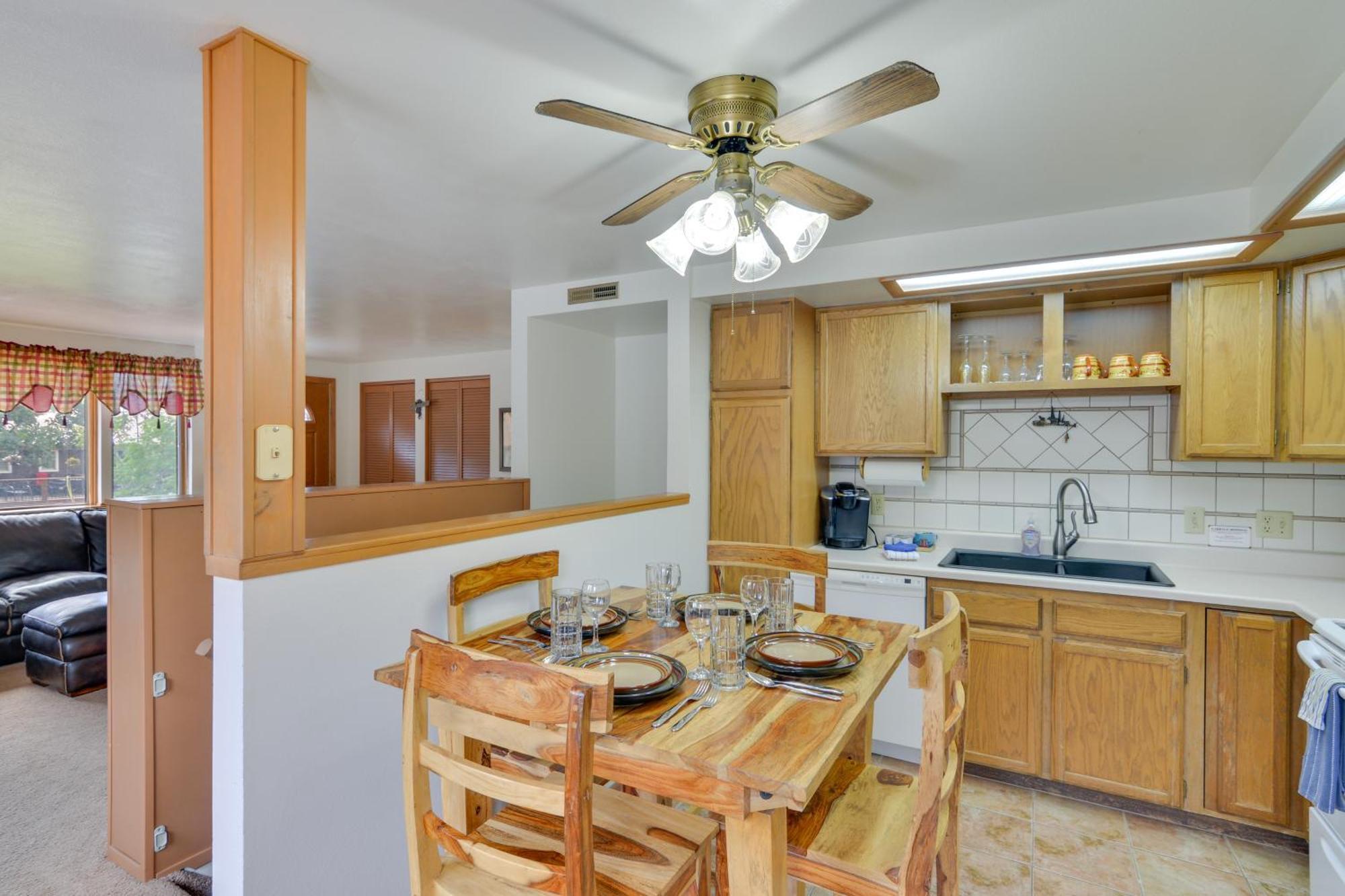 Ranch-Style Retreat In Downtown Buena Vista! Villa Bagian luar foto