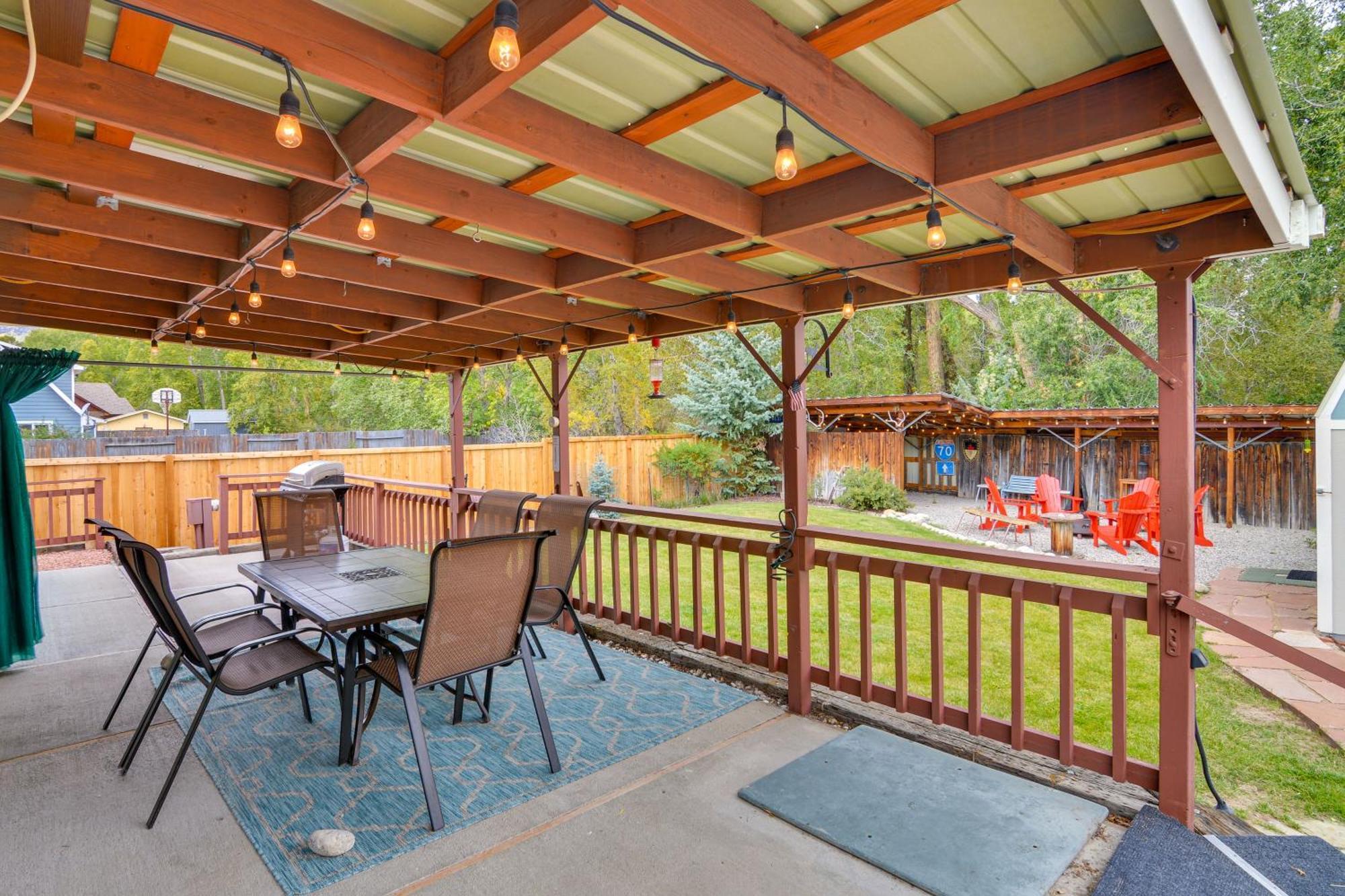 Ranch-Style Retreat In Downtown Buena Vista! Villa Bagian luar foto